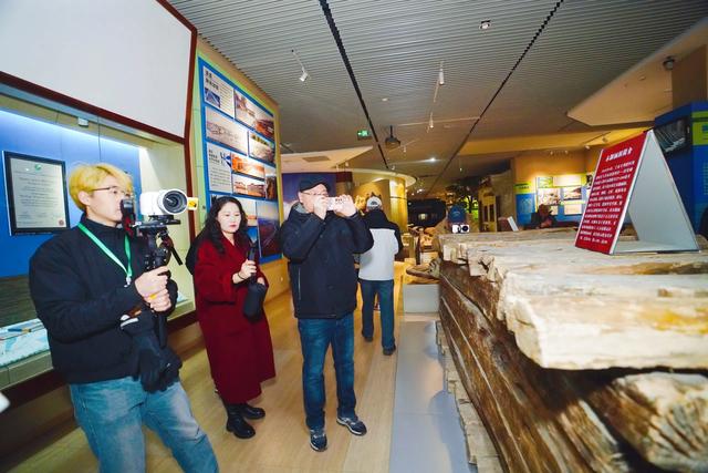 黄河穿峡,古渠流韵——宁夏青铜峡的千年水利传奇