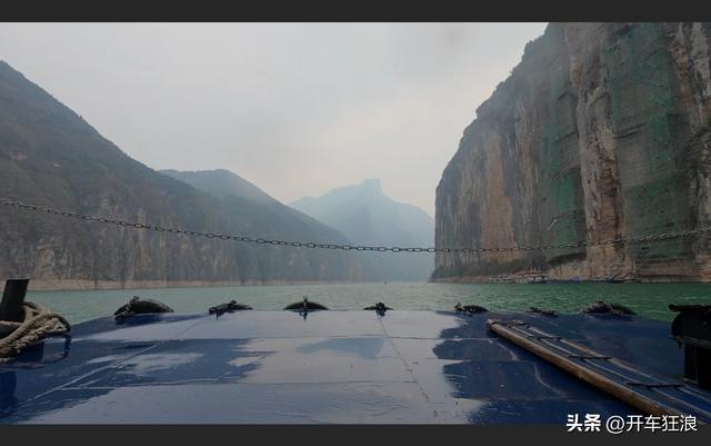 公交船游三峡，最有烟火气的游玩攻略