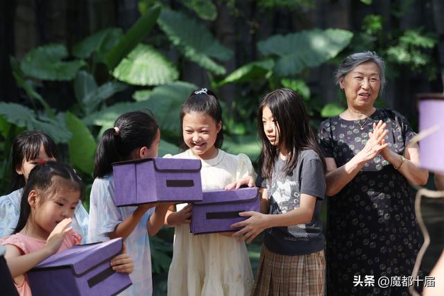 黄金周限定千蝶齐飞，上海世博文化公园“璀璨之秋”