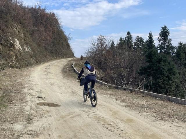 山地车越野正宗马丁公路（越野线）骑游马鬃岭东线攻略