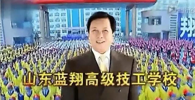 没想到，阅兵结束不到半月，唐国强因一个举动，再次实现口碑暴涨