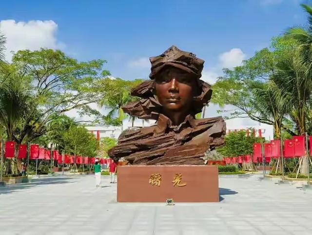 带着孙女去旅行(152)琼海红色娘子军纪念园游