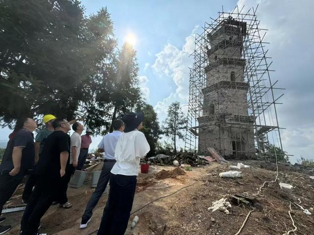 赣州地标（75）龙南罗坝塔：蔡氏家族集资建造