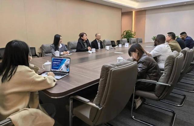 全国唯一中国全资签证中心，在杭州！