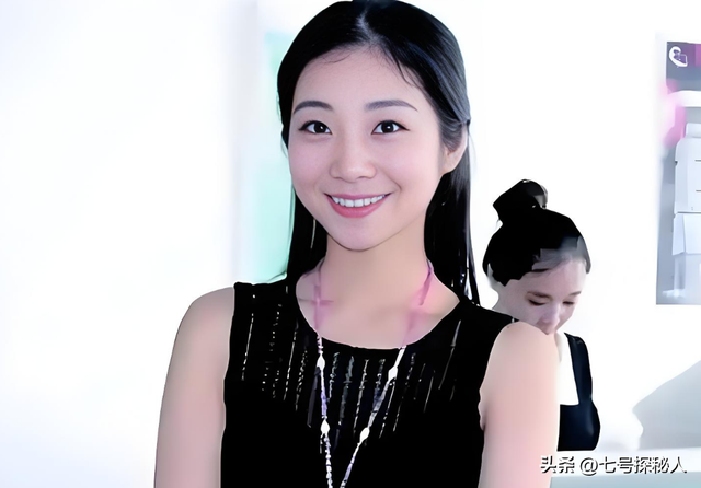 2018年，买英国优质男精子，生3个混血娃的山东女孩，如今怎样了