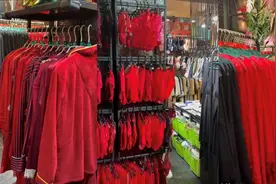 从百元服饰到高端丝绸，“新年战袍”点燃春节经济图片