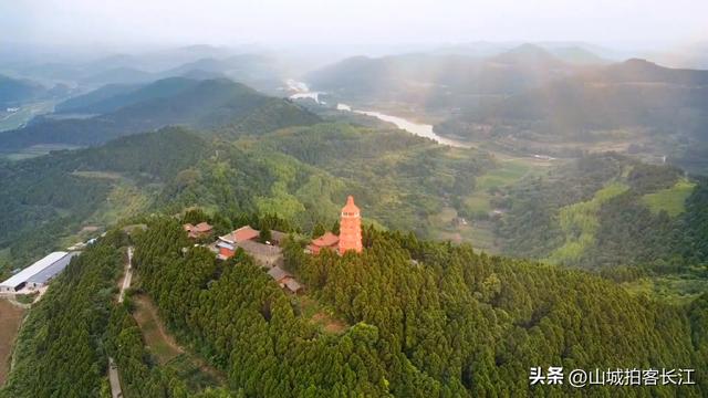 四川这个被调侃为“苕国”的县，方言土得独特，美景美食藏着惊喜