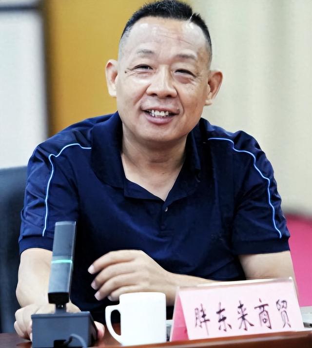 风水轮流转！柴怼怼被逮捕仅半月，央视再下场，给于东来出了口气