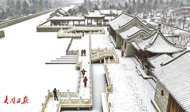 雪落平城!一场“认真的初雪”,给大同裹上冬日白纱~