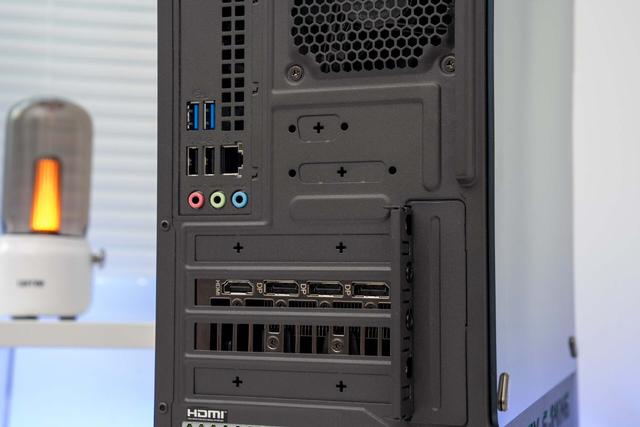 整机享国补！华硕天选6X Ultra 265F+5060Ti游戏主机测评