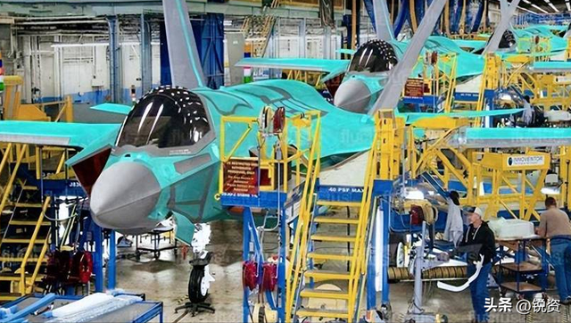 美国F-35核弹试验成功，亮出王牌飞机！欧洲安全该何去何从