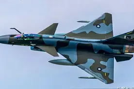 输得真不冤！央视实锤歼10C击落阵风，不到24小时，印度挂停战牌图片