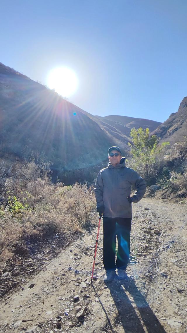 登张家口怀来老君山