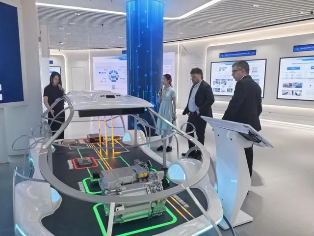 市对外友协接待阿根廷议员代表团来访