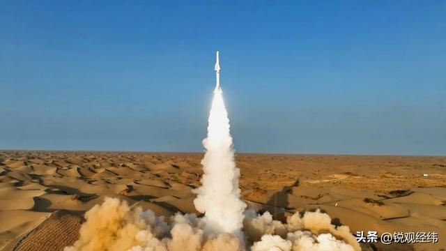 俄罗斯"先锋"刚部署，美国就急推6马赫新机，军备竞赛再次升级