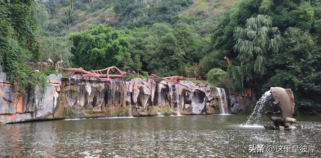 乘旅游专线游丽江的观音峡