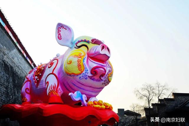 就在今晚，亮灯！