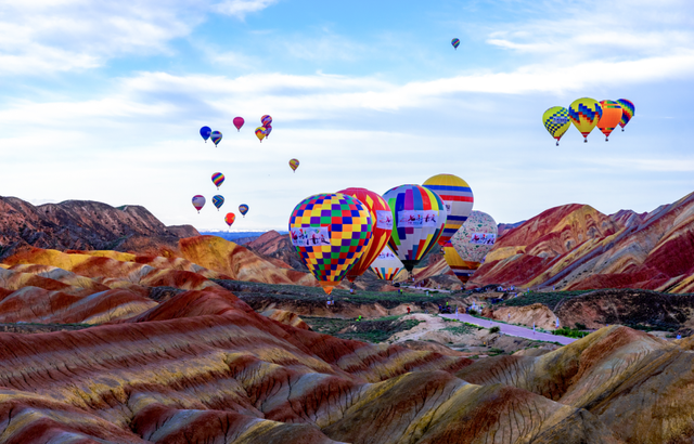 优惠加码，暖冬游张掖！邂逅别样的丹霞、雪山与石窟！