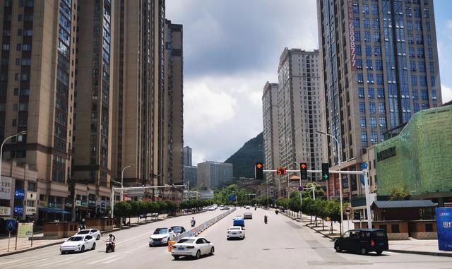 实测中国凉都六盘水的避暑效果, 不仅凉爽风景还绝美!