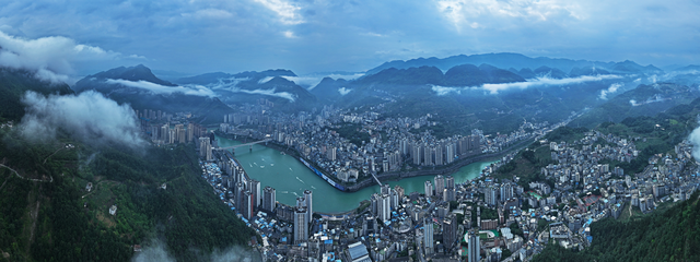 何以重庆 | 彭水：石榴花开乌江畔