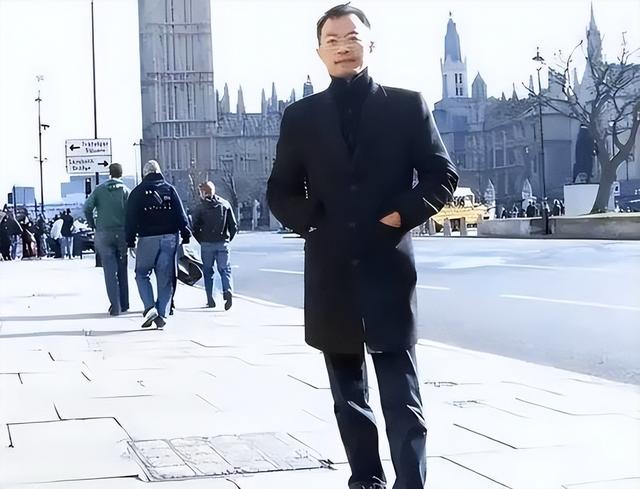 建议把中国分成7个国家，愿为美国战死，北大教授为何口出狂言？