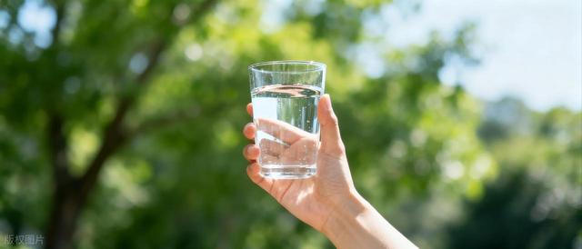 甲流来势凶猛！提醒：1不碰，2不去，3多喝，4要吃，现在看还不晚