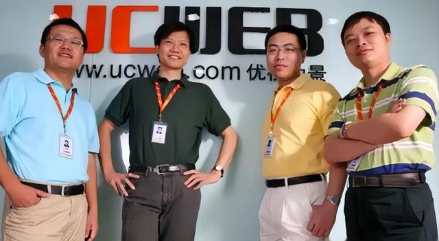 小鹏的首款女机器人，在全网火了，雷军说过的话，终于有人信了