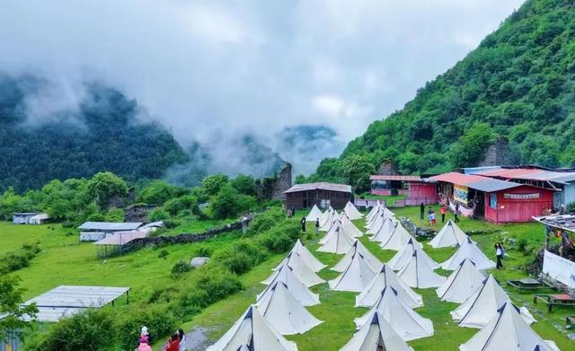 清清凉凉理想地！理县「出片天花板」，随手拍都是大片。