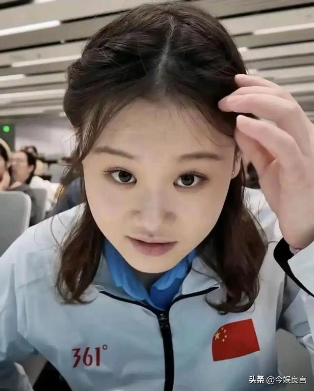 正式退出？21岁张家齐发声，眼泛泪花，未来或有三条路，年薪可观