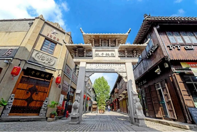 旅游攻略超级大赛第四波福利来啦！浦东、虹口大批景点优惠福利上线，速来打卡→