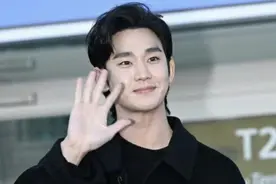 金秀贤承认与金赛纶恋情！称在其成年后才交往，合影拍摄于2020年图片