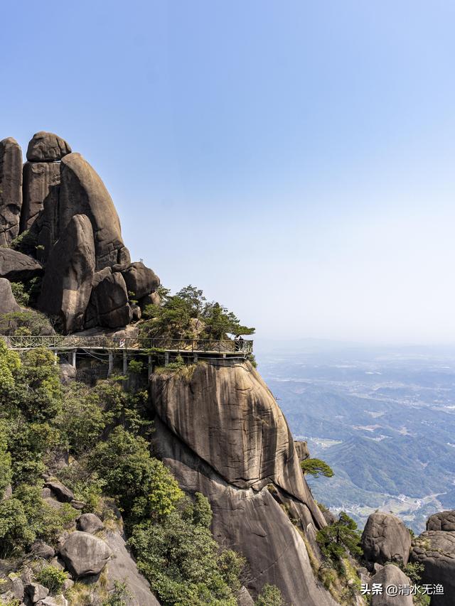 江西你糊涂啊不宣传这座山，颜值不输三清山，电梯坐到山顶