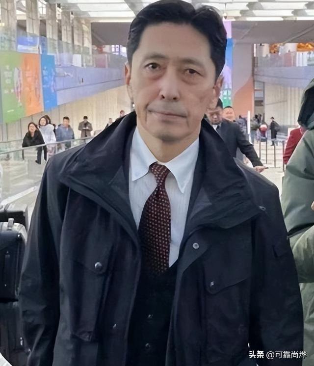 高市还没道歉，中日又出现新争端，日本通知中国，必须解释一件事