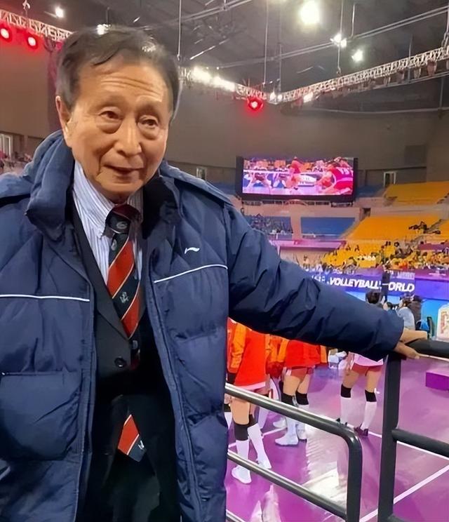 86岁宋世雄现状：定居北京老到认不出，托举儿女成才却都不在身边