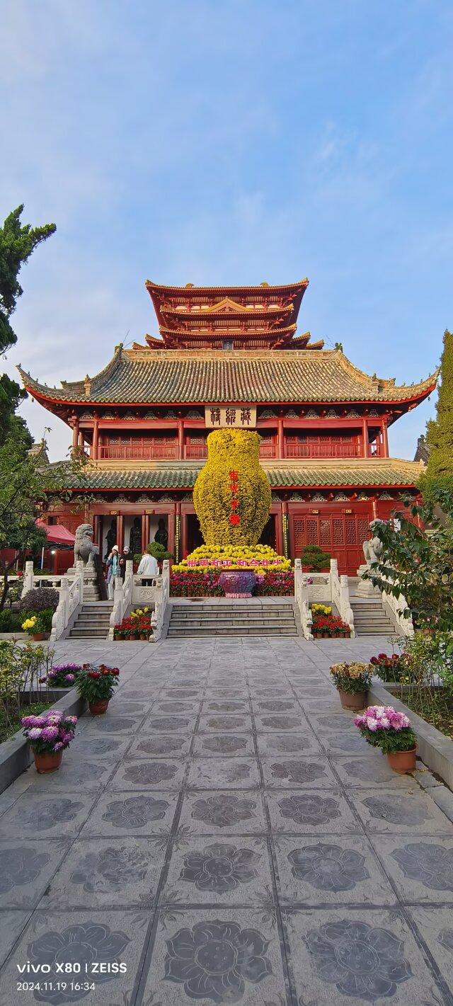 寻僧不见僧：大相国寺的禅意与尘嚣