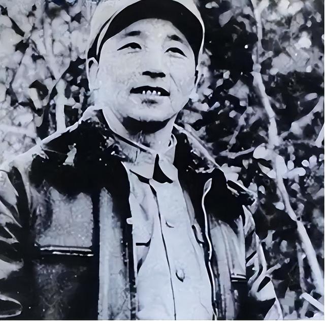 1981年李敏病倒后独自住院，秦基伟得知后下令：把孔令华调到北京