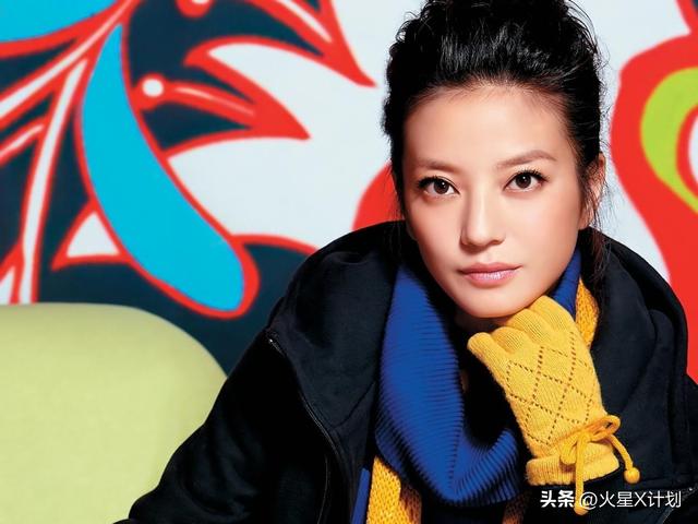 死心不息！劣迹艺人赵薇走投无路，15岁女儿成她的最后一根稻草