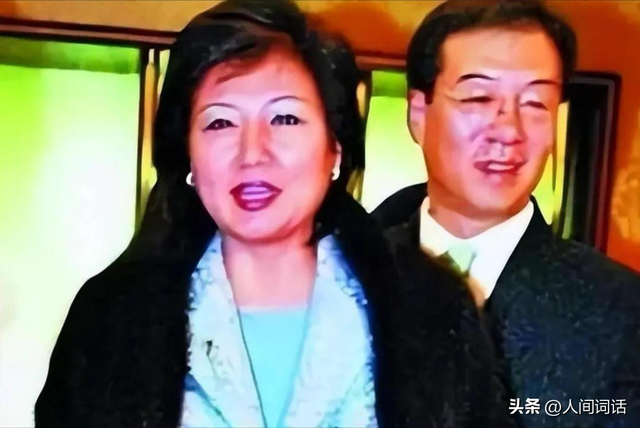 “赔钱货”秒变50亿继承人，贾静雯2600万花在刀刃上，小丑竟是她