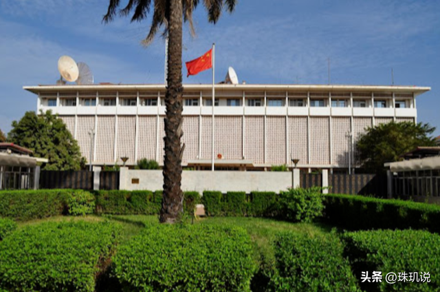 中国使馆要求立即撤侨，五常已经栽了2个，中国军队要不要出手？