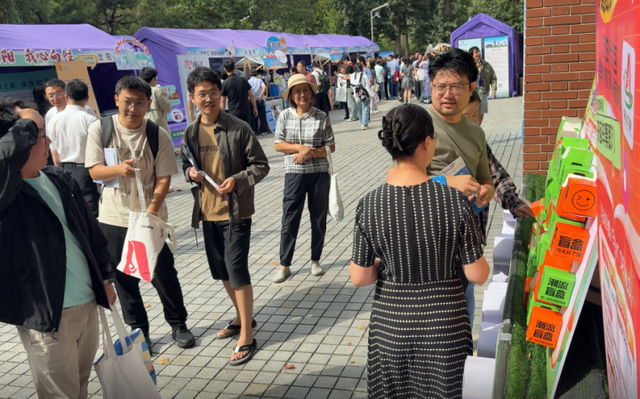 拆盲盒 送文创 发南果梨！鞍山文旅赴京花式营销