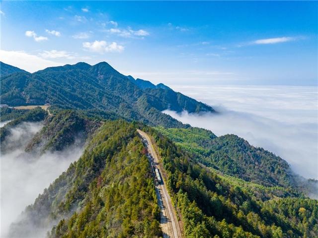2025江西旅游全攻略：精选经典带你领略独特赣鄱风光