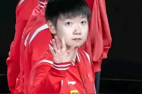 孙颖莎手掌布满老茧，可她才23岁啊！网友：请让她得偿所愿吧！图片