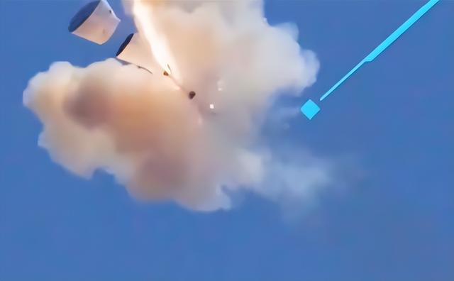 时隔27年！梦舟飞船零高度逃逸试验圆满成功，载人登月添里程碑！