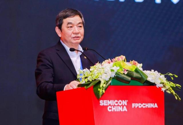 100%国产化，长江存储纯国产生产线问世，ASML的好日子到头了？
