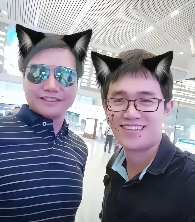 被辞不到24小时，王腾担心的事发生了，真是一手好牌打得稀碎