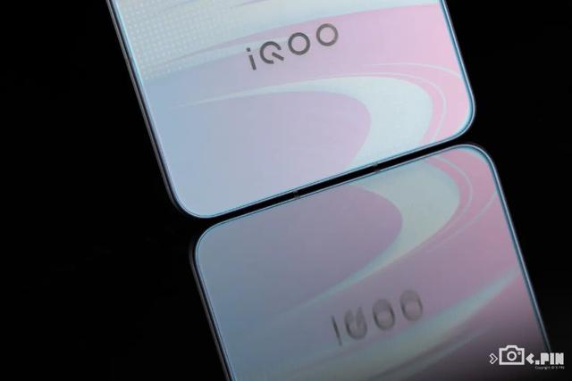 2599买骁龙8至尊版芯片，iQOO还在买芯片送手机