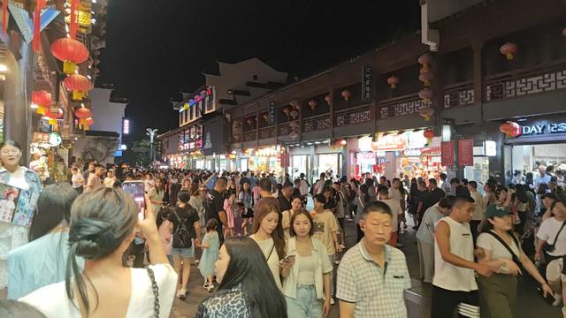 千城万城,我为何如此喜欢南京?