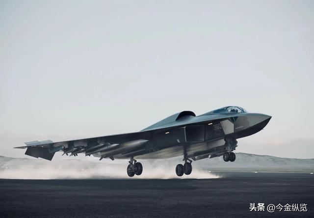 中国六代机首次"双机裸飞"，美媒惊呼技术碾压西方，重写空战规则