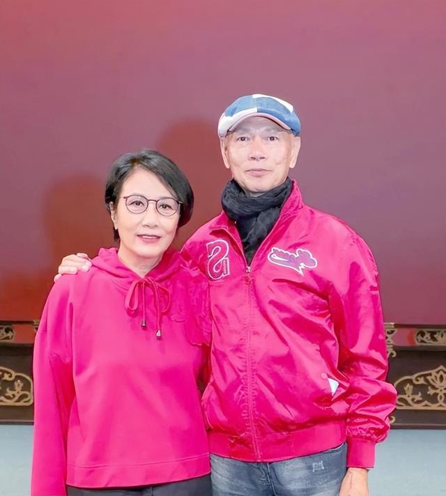 终于发火了！汪明荃指责老伴罗家英：胡说八道，大嘴巴，不尊重我