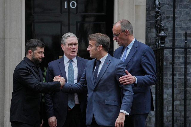 泽连斯基：我们被俄罗斯打成这样，要没中国帮忙，我一点都不信